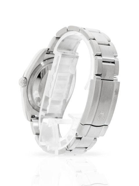 Rolex Oyster Perpetual 116000 Image 4